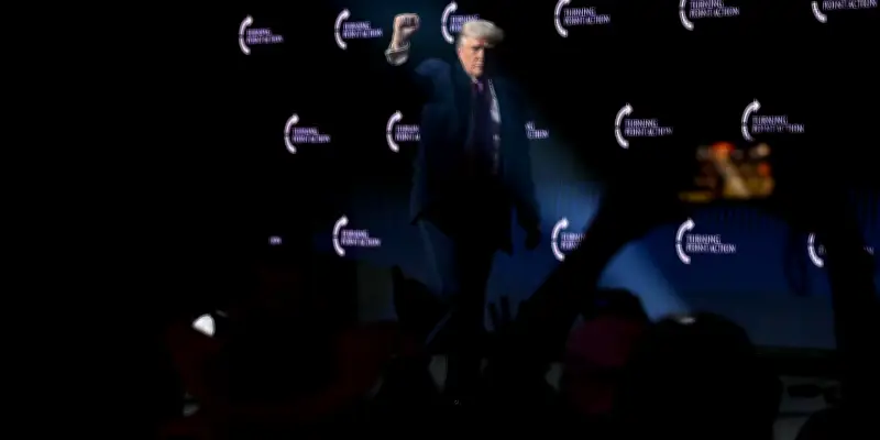 Trump anticipe une résolution rapide au Moyen-Orient malgré les dénégations iraniennes
