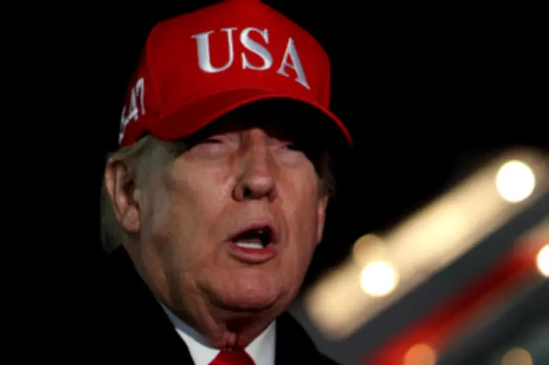 Trump attaque le pape Léon XIV après son discours antiguerre virulent