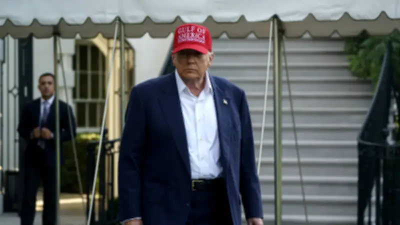 Trump inaugure "l'Alcatraz des alligators", une prison pour migrants en Floride