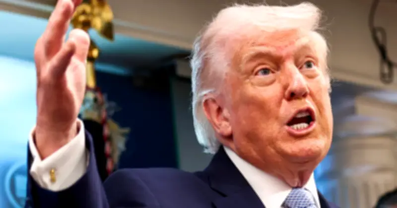 Trump s'en prend à l'Iran puis au pape dans des posts incendiaires sur les réseaux