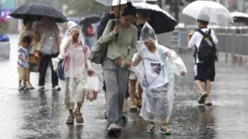 Typhon Co-May à Shanghai : 283 000 personnes évacuées