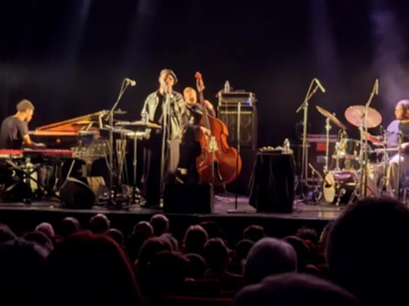 Tyreek McDole, étoile montante du jazz, électrise Saint-Astier avec un concert exceptionnel