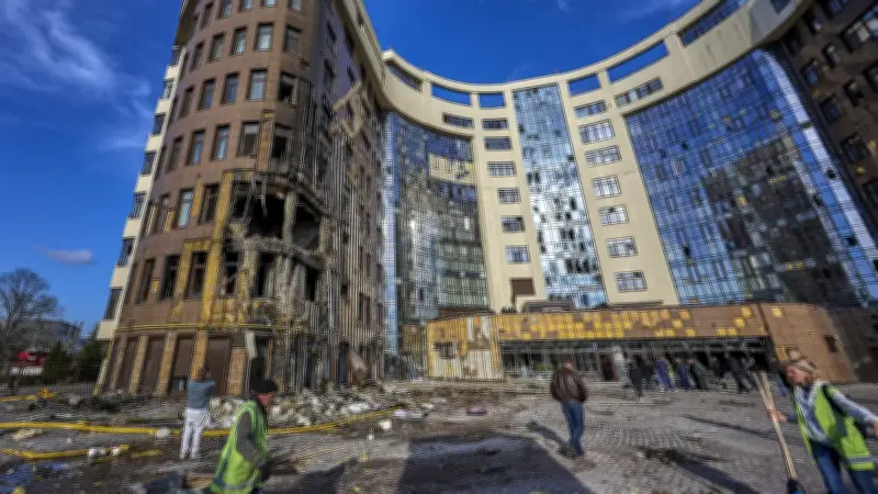 Ukraine : attaque massive russe fait plusieurs morts et coupe l'électricité dans plusieurs régions