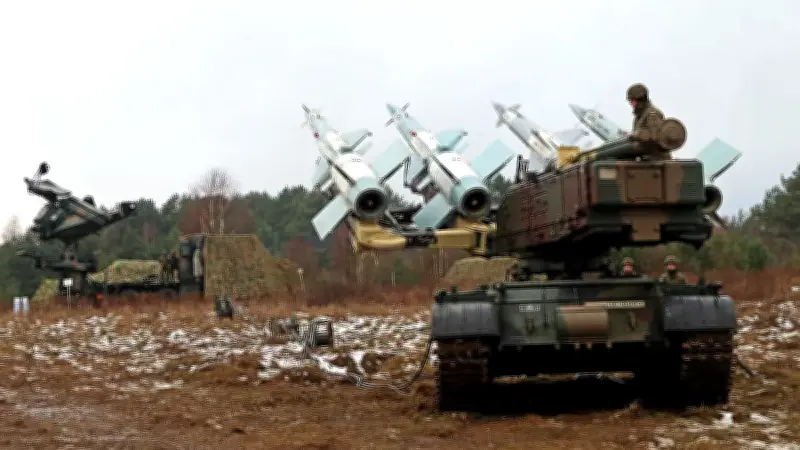 Ukraine : pénurie critique de missiles de défense aérienne face aux frappes russes