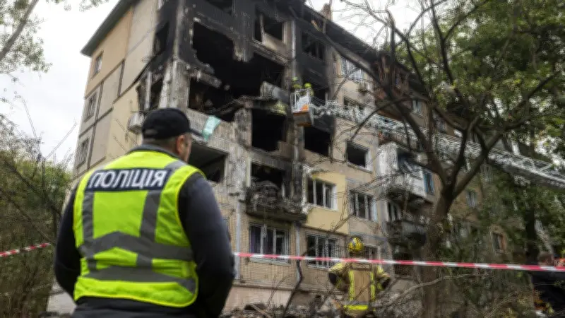 Ukraine : six morts dont deux enfants à Kiev après une attaque russe