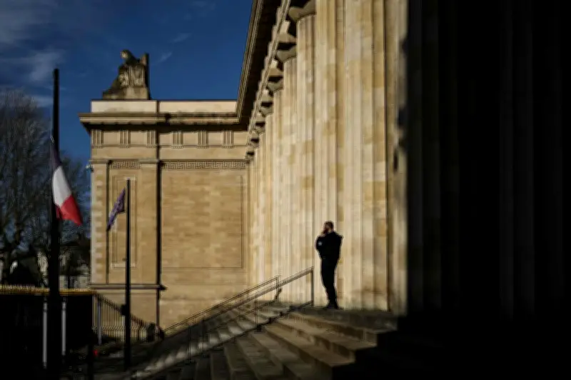 Un ado de 15 ans mis en examen pour projet d'action violente antijuive et homophobe