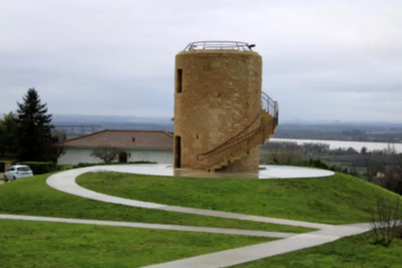 Un ancien moulin à vent gratuit à Saint-André-de-Cubzac ouvre ses portes pour des nuits insolites