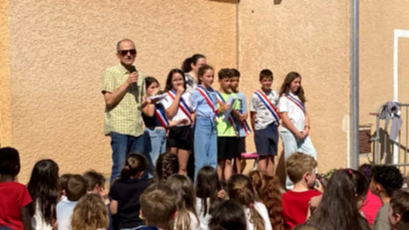 Un banc de l'amitié inauguré à l'école La Treille de Maraussan pour lutter contre l'isolement