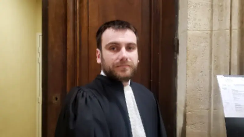 Un boucher condamné à six mois de prison pour le vol d'un portefeuille à Alès