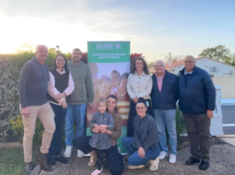 Un chèque de 950 euros remis au Colosse aux pieds d'argile en mémoire de Fred Bellette