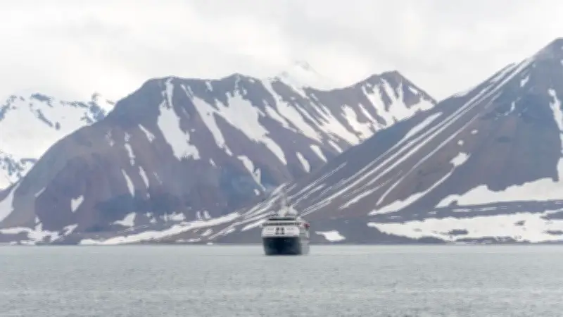 Un couple américain part pour les Bermudes et atterrit en Arctique