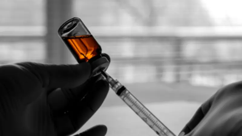 Un dentiste empoisonne sa femme au cyanure pour divorcer sans tache