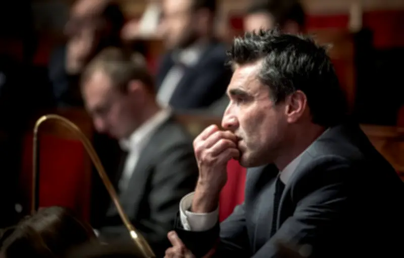Un député RN soupçonné de cumul illégal de salaires policier et parlementaire