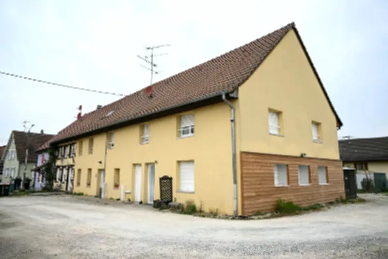 Un enfant séquestré plus d'un an dans une camionnette en Alsace, le père et sa compagne mis en examen