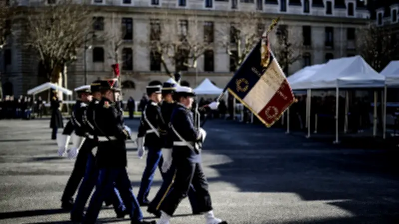 Un gendarme porte plainte pour six ans de racisme au sein de la Garde républicaine