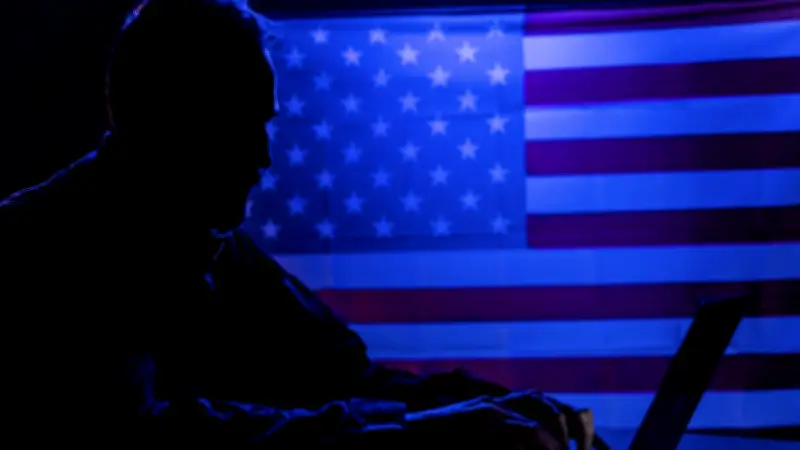 Un homme interpellé par le RAID après avoir menacé un agent de renseignement via une IA