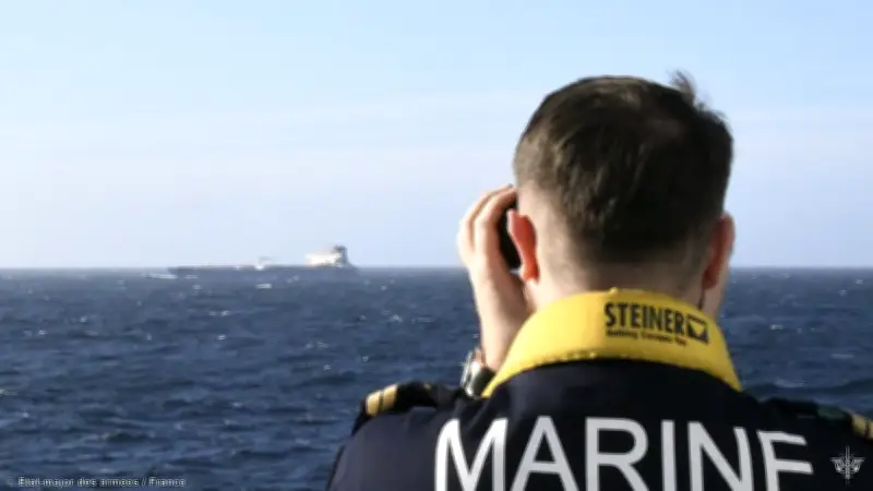 Un pétrolier de la flotte fantôme russe arraisonné par la Marine française en Méditerranée