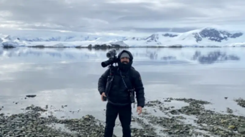 Un Sétois réalise un carnet de voyage poétique en Antarctique après une expédition d'un mois