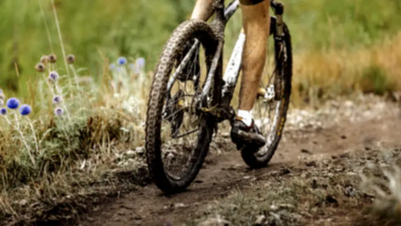 Un vététiste meurt après un raid solidaire contre la mucoviscidose en Bretagne