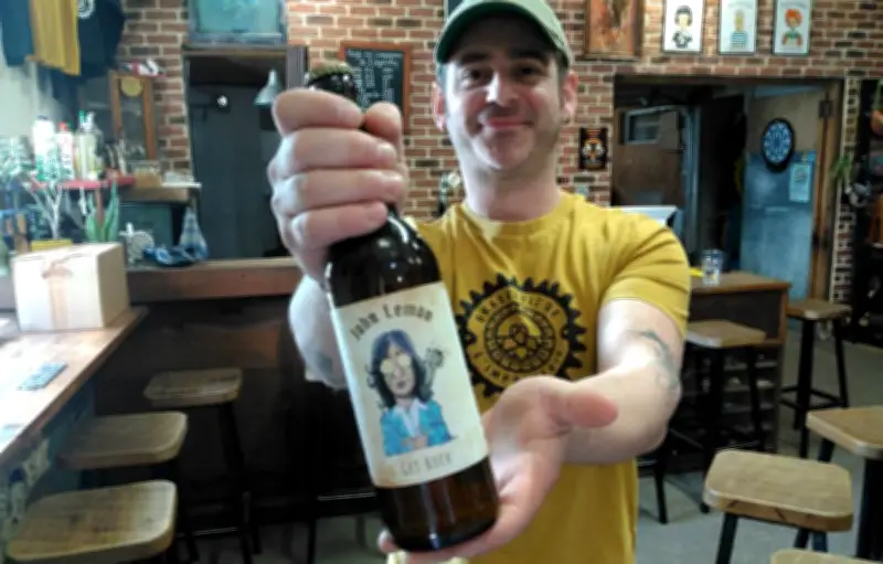Une brasserie bretonne attaquée par Yoko Ono pour sa bière John Lemon