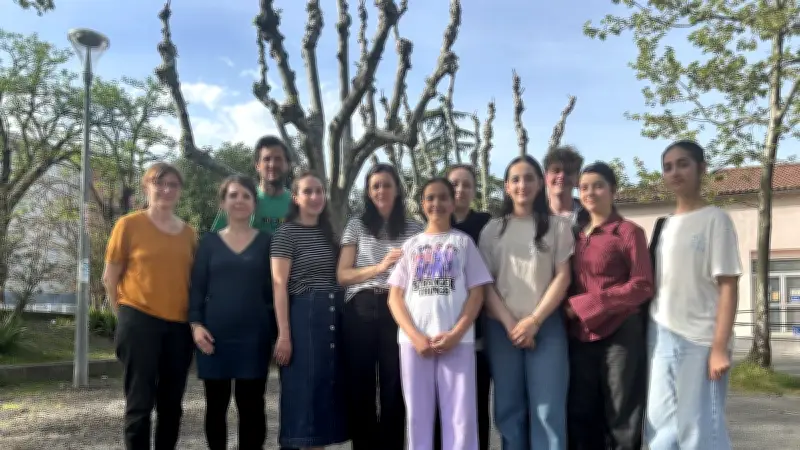 Une famille afghane menacée d'expulsion à Alès : les enseignants se mobilisent