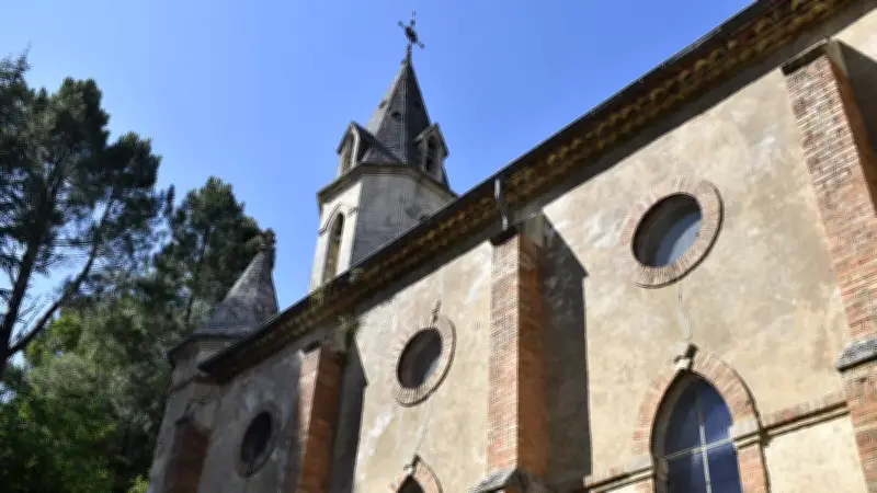 Une église dépouillée de ses biens dans le Gard : enquête ouverte