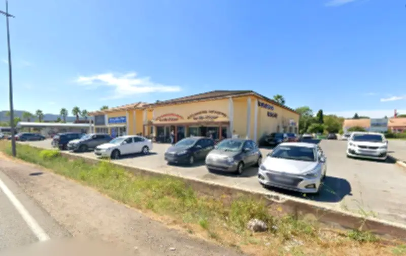 Une herse anti-recul crée la polémique dans un parking du Var