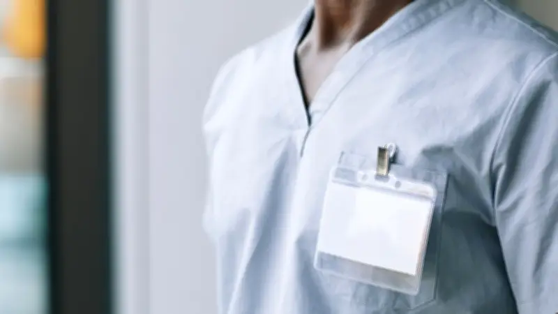Une infirmière radiée pour des rapports sexuels répétés dans son hôpital gallois