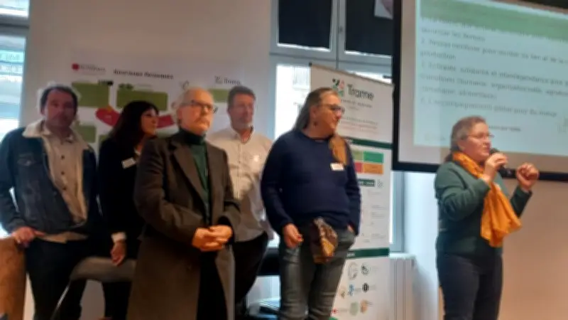 Une éleveuse du Haut-Languedoc défend l'agriculture locale à Paris