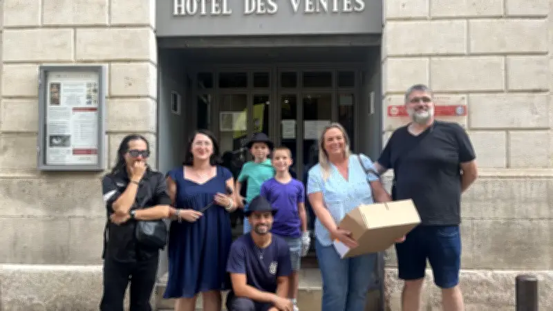Une mère de famille achète 7 700 € la chaussette de Michael Jackson