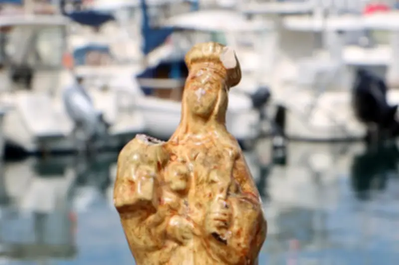 Une réplique de la Madone retrouvée dans le port de Saint-Jean-Cap-Ferrat après 40 ans