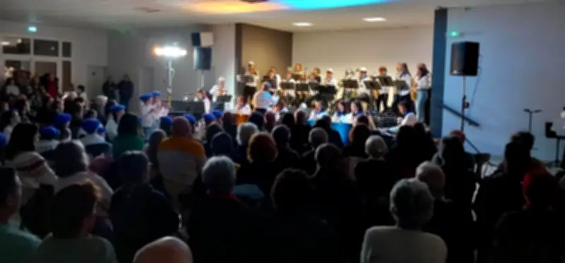Une soirée musicale réussie à Livron avec Muse's Band 65 et Les Parpalhon