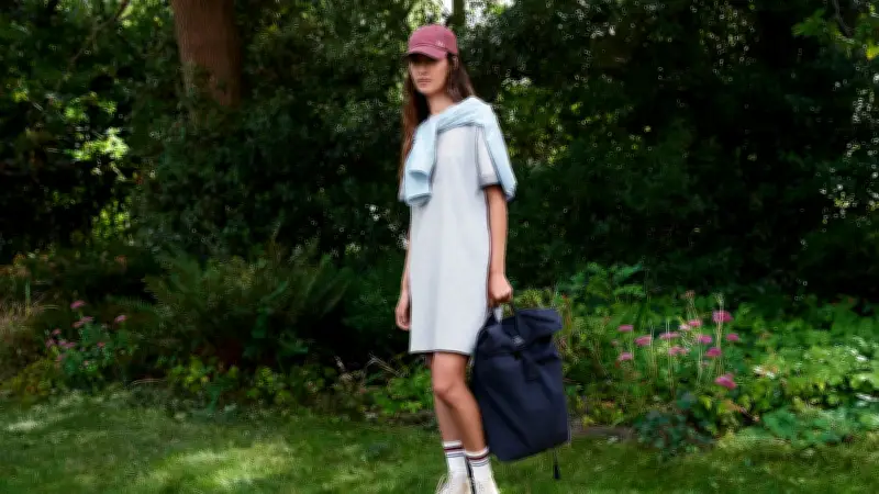 UNIQLO relance la mode printanière avec 5 robes tendance pour 2026