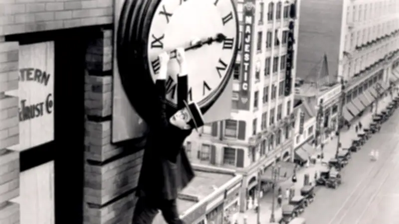 Vacances à Nîmes : idées de sorties familiales avec visites, ateliers et cinéma