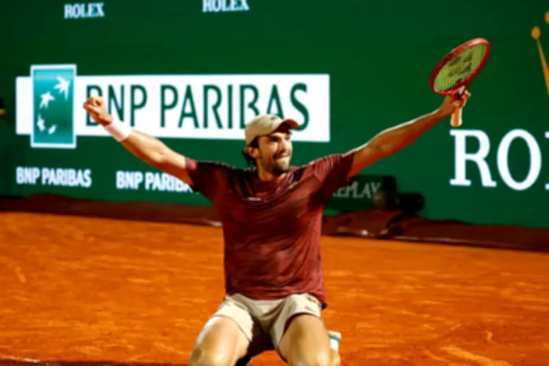 Valentin Vacherot qualifié pour les quarts à Monte-Carlo : « Je n'arrive pas à y croire »