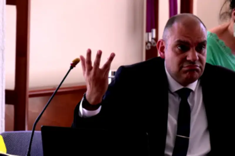 Vallauris : un élu d'opposition demande des excuses après des propos du maire