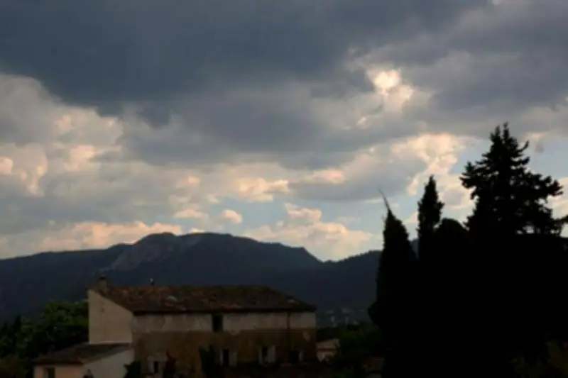 Var : journée nuageuse et vent fort ce dimanche 12 avril selon Météo-France