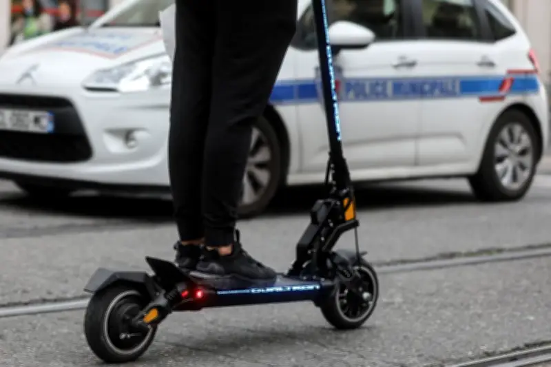 Var : un adolescent grièvement blessé dans une collision trottinette-utilitaire à Tourves