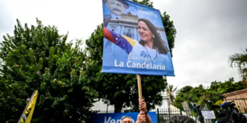 Venezuela : l'opposition exige des élections présidentielles après l'arrestation de Maduro