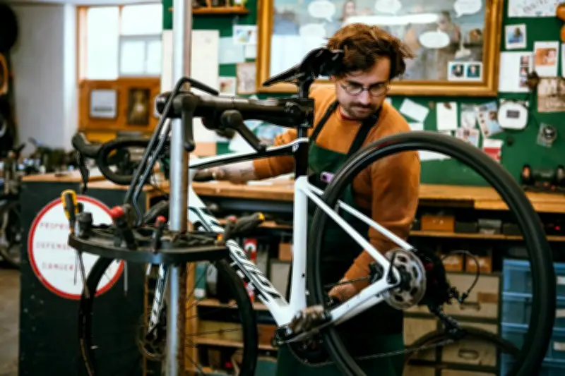 Ventes de vélos en baisse de 6% en 2025 mais l'usage du deux-roues progresse