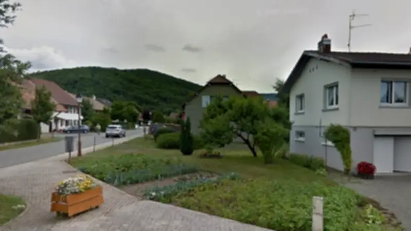 Vescemont : un homme égorgé mais sain et sauf, l'enquête ouverte sur une mystérieuse bagarre