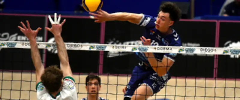 Victoire cruciale de l'Arago de Sète en playoffs de volley-ball face à Tourcoing