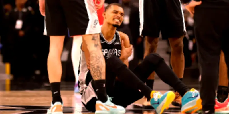 Victor Wembanyama blessé aux côtes, absent pour trois matchs cruciaux en NBA