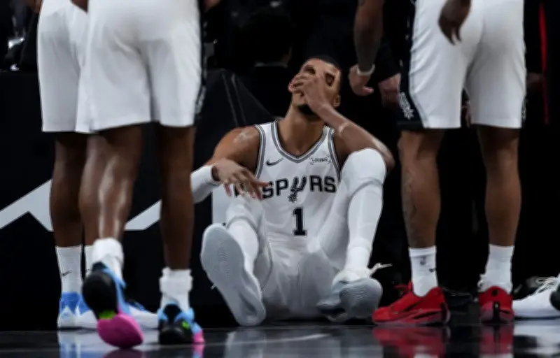 Victor Wembanyama victime d'une commotion cérébrale lors des playoffs NBA