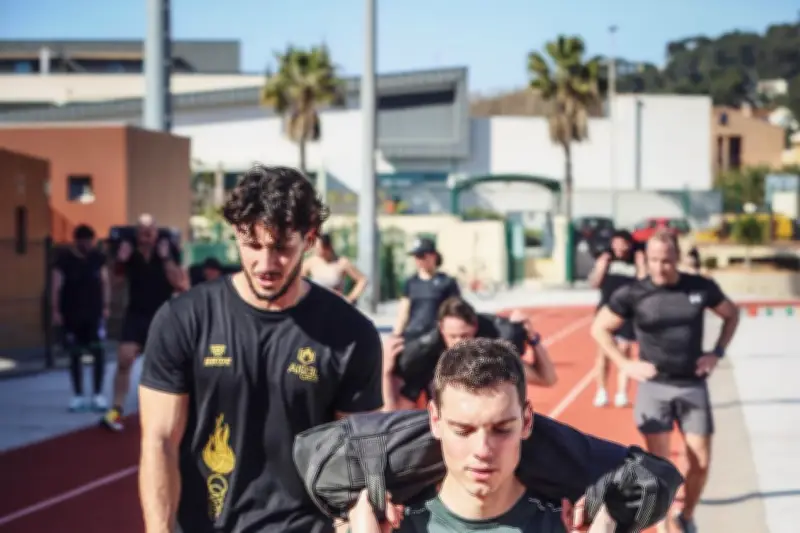 Victoria Hybrid Contest : une première compétition Hyrox en plein air à Hyères en avril