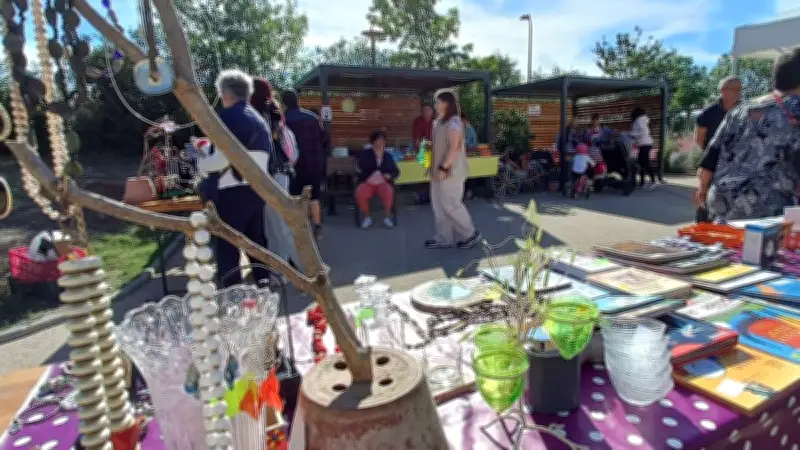 Vide-greniers à l'Ehpad Mireille-Vidal : une journée solidaire à Saint-Thibéry