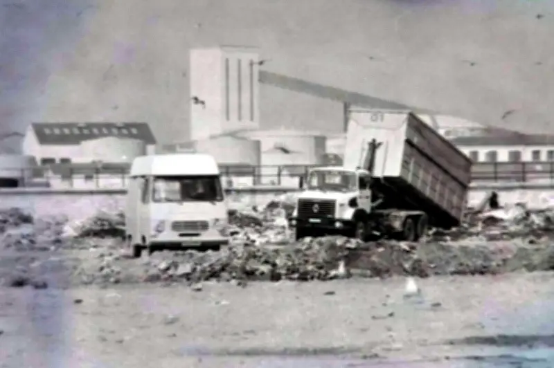 Vidéo inédite de 1992 révèle la décharge géante de Chef-de-Baie à La Rochelle