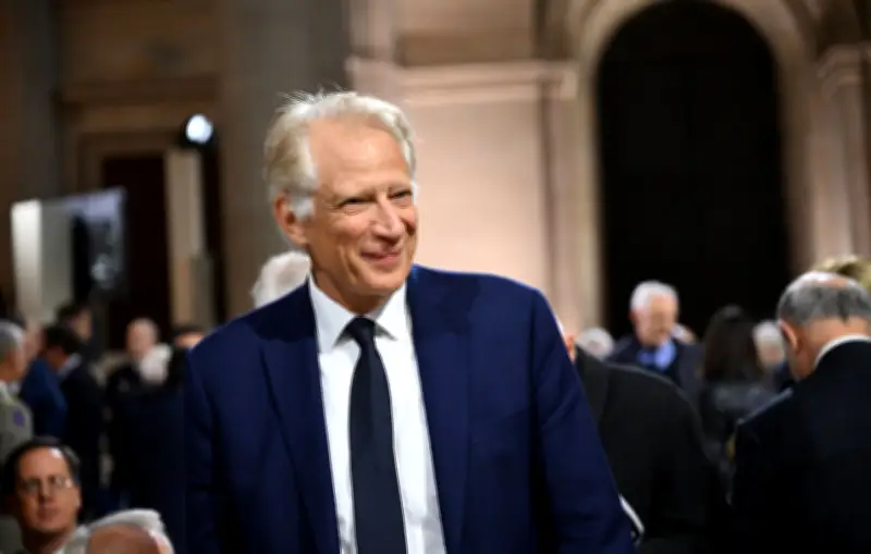 Villepin se pose en candidat du rassemblement pour 2027 sans officialiser sa candidature