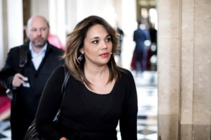 Violences éducatives : malgré la loi de 2019, les parents recourent encore à la fessée
