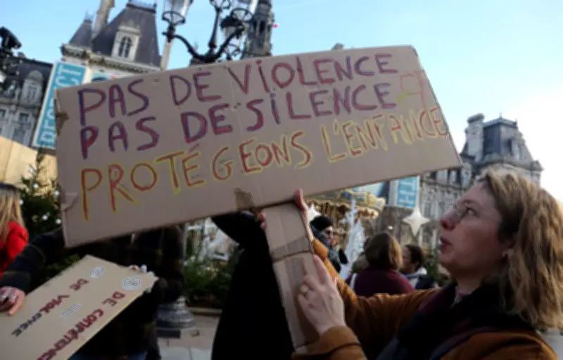 Violences à l'école : le ministre de l'Éducation annonce une 'liste noire' pour écarter les suspects